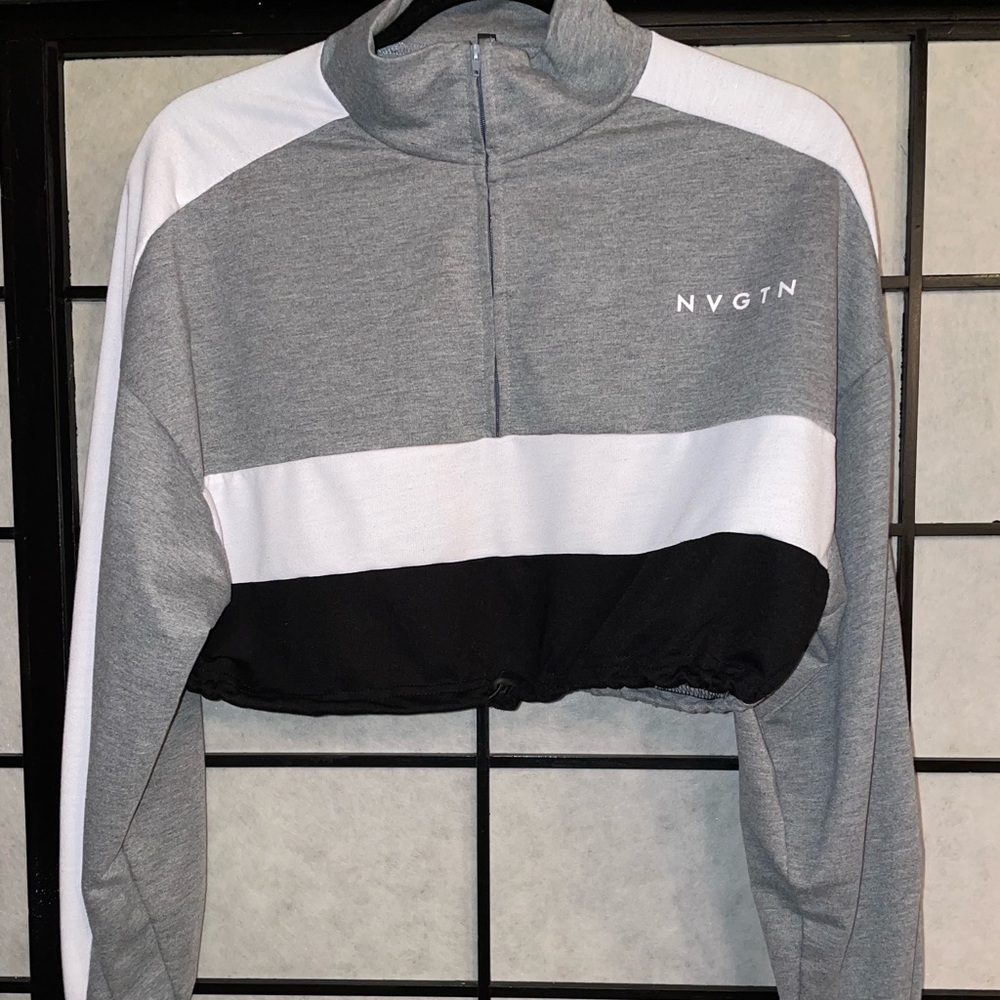 NVGTN oversized cropped pullover